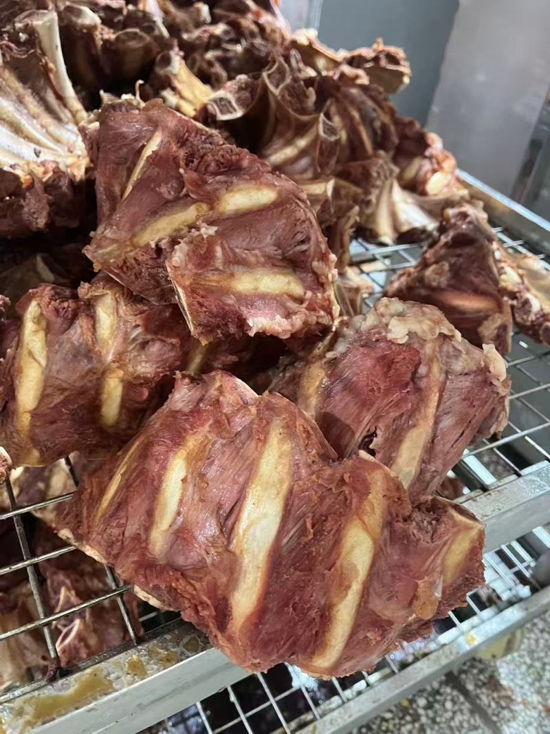 【熟牛肉】全熟卤香牛排骨，