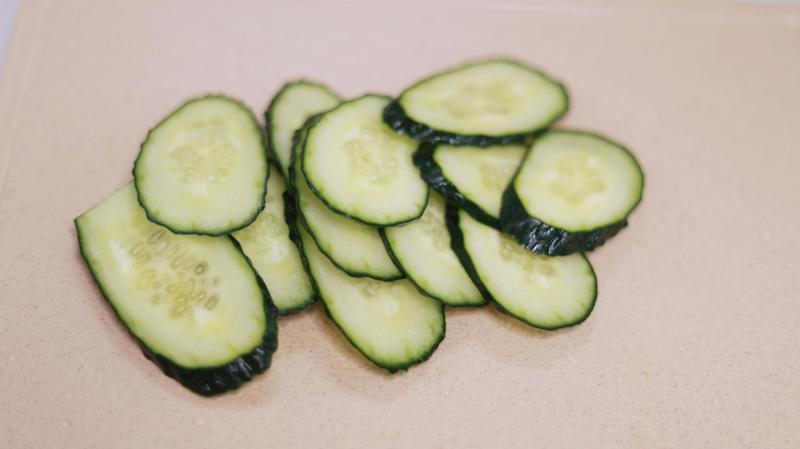 聊城莘县万亩蔬菜大棚各种瓜果齐全