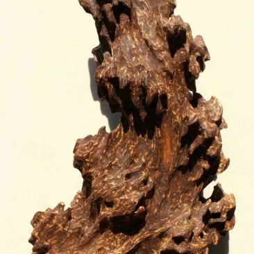 沉香摆件七分沉，重量800克，沉水浮
