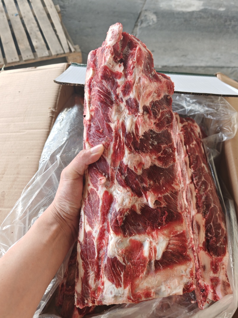 满肉肩胛骨