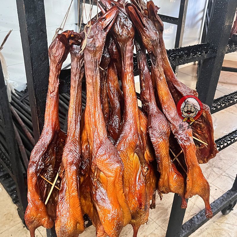 腊鸭整只湖南风味烟熏腊鸭全鸭肉真空湘西腊肉风干鸭板鸭农家制自
