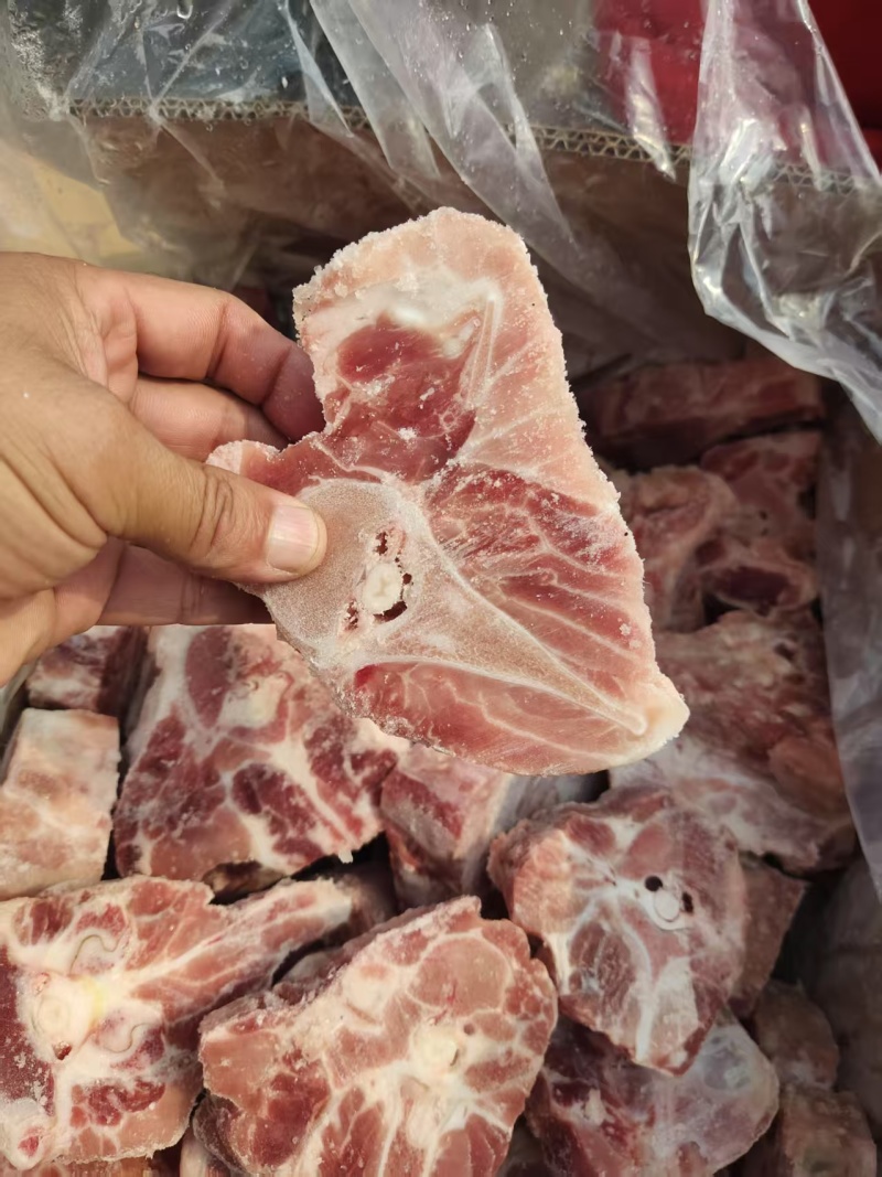 满肉猪龙骨块