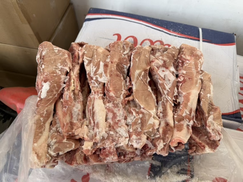 东北精品母猪尾骨，仓储40吨直发，保质保量，欢迎选购