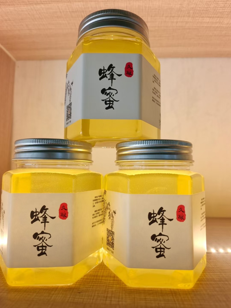 全封盖成熟槐花蜜，蜂王浆，花粉