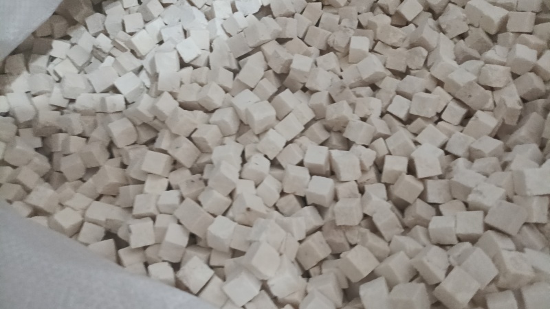 白茯苓中心丁，