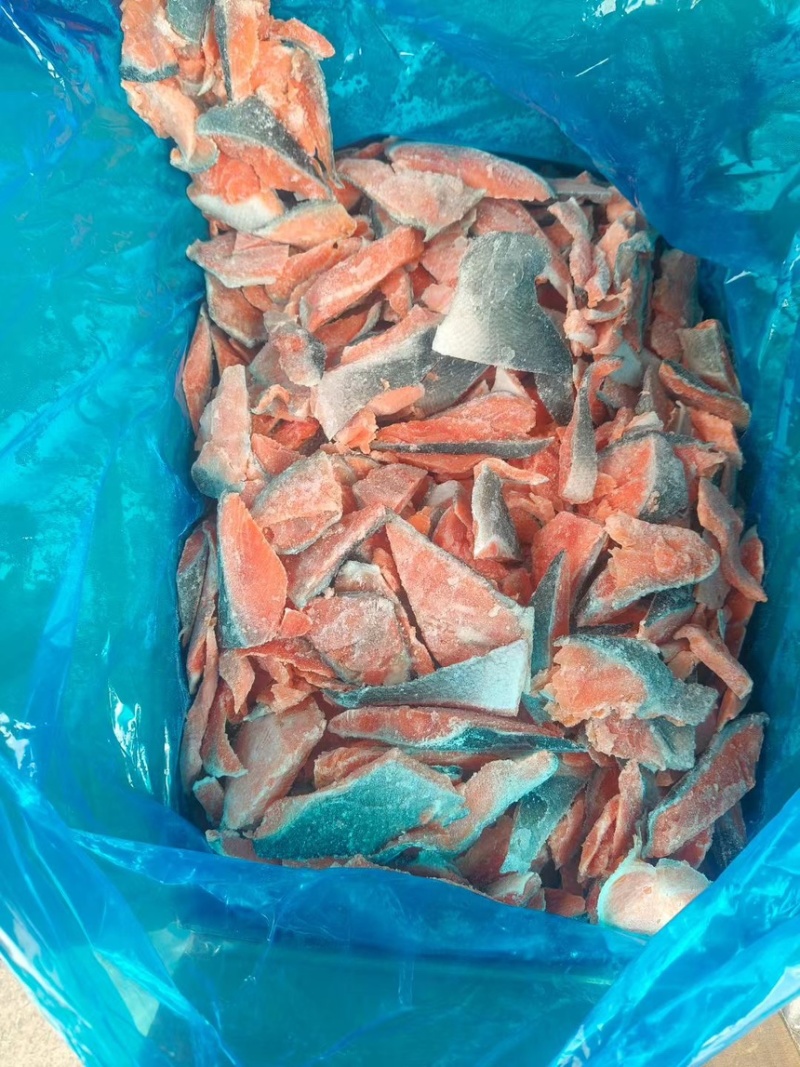 马哈鱼小块，马哈鱼碎肉