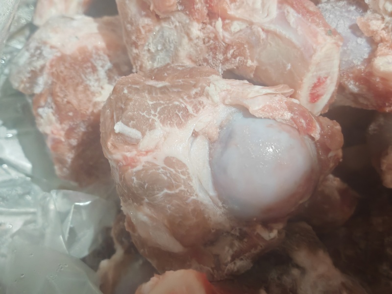 多肉猪棒骨，酱骨自助