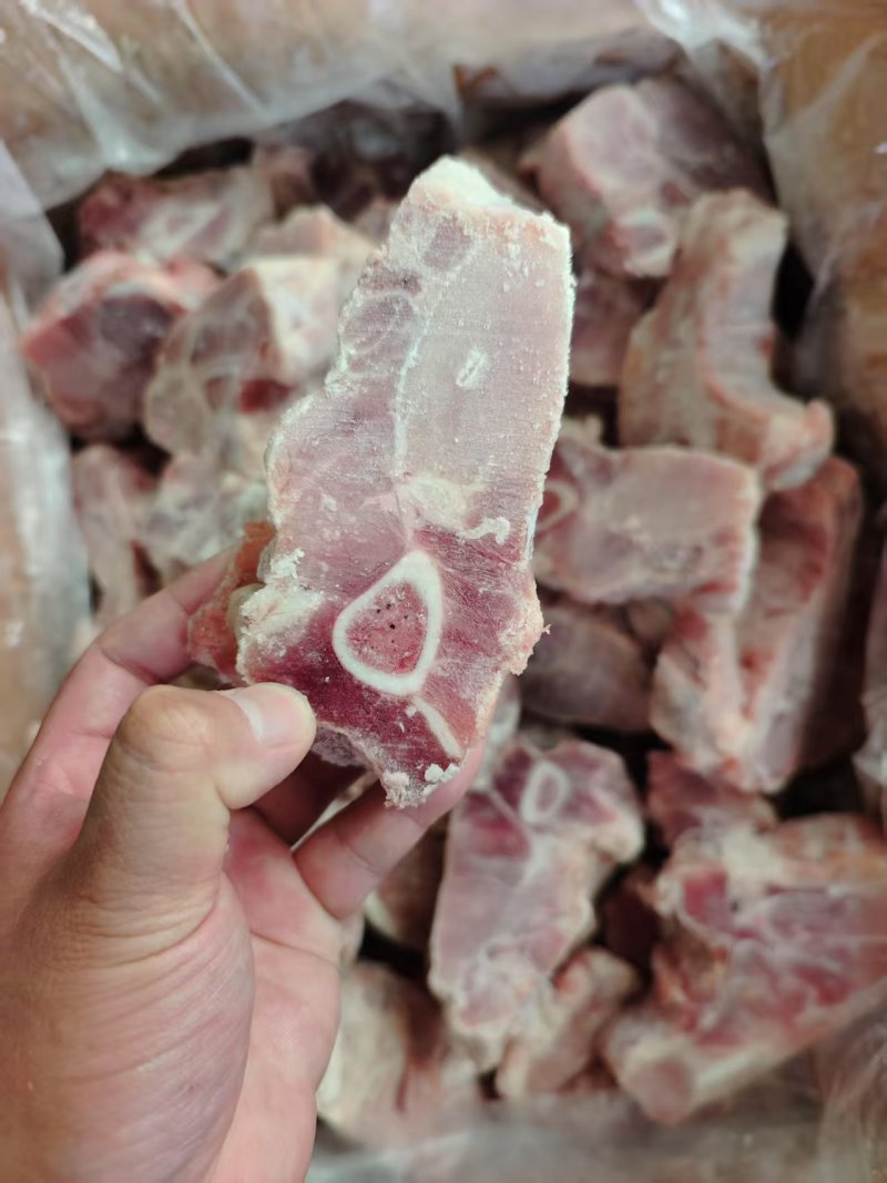 多肉骨块，肉多新鲜