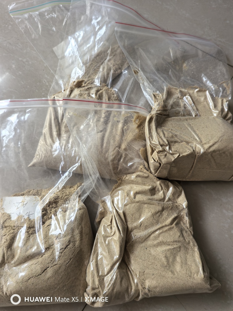 大米油糠，稻草，东北大米油糠