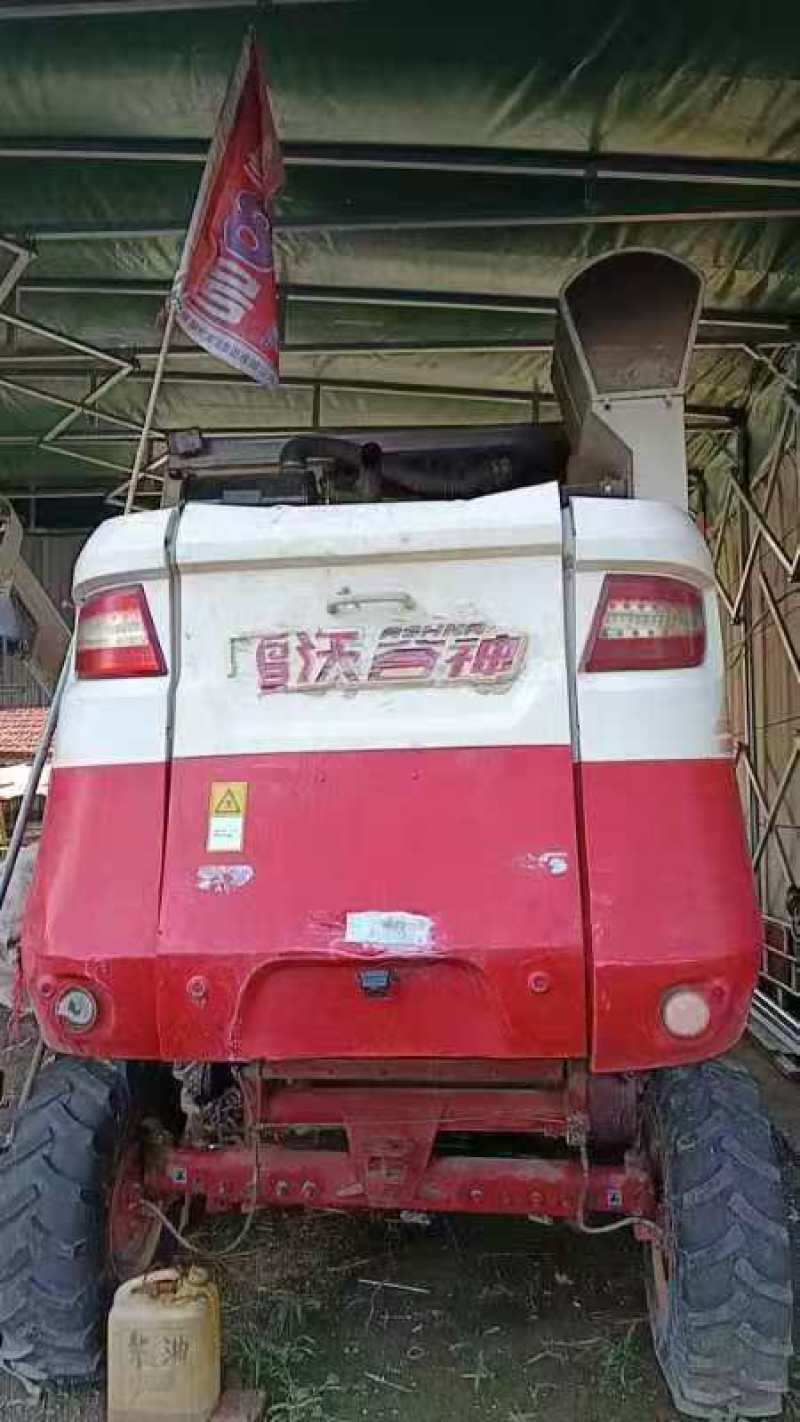 小麦收割机