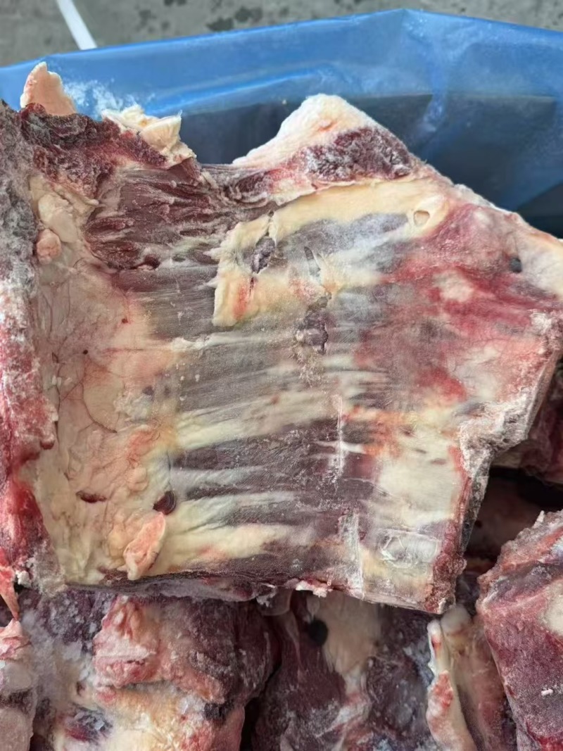 诚信牛商，满肉牛胸骨，价格便宜，电商饭店，诚信，一手货源