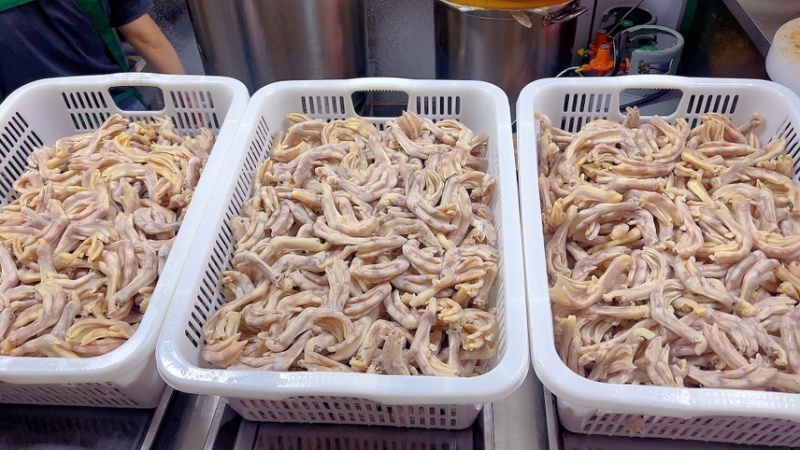 【熟食鸭爪】