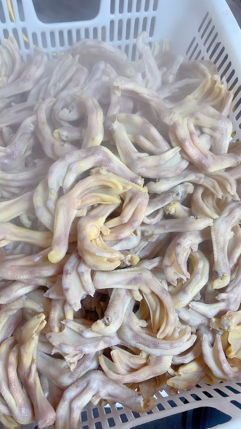 【熟食鸭爪】