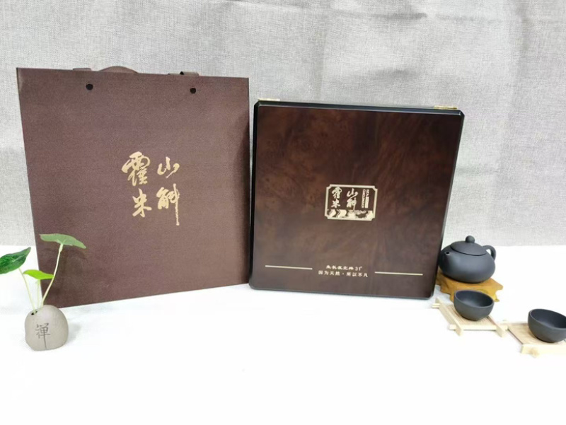 霍山石斛礼盒装中高档大量供应货源充足可以一件代发