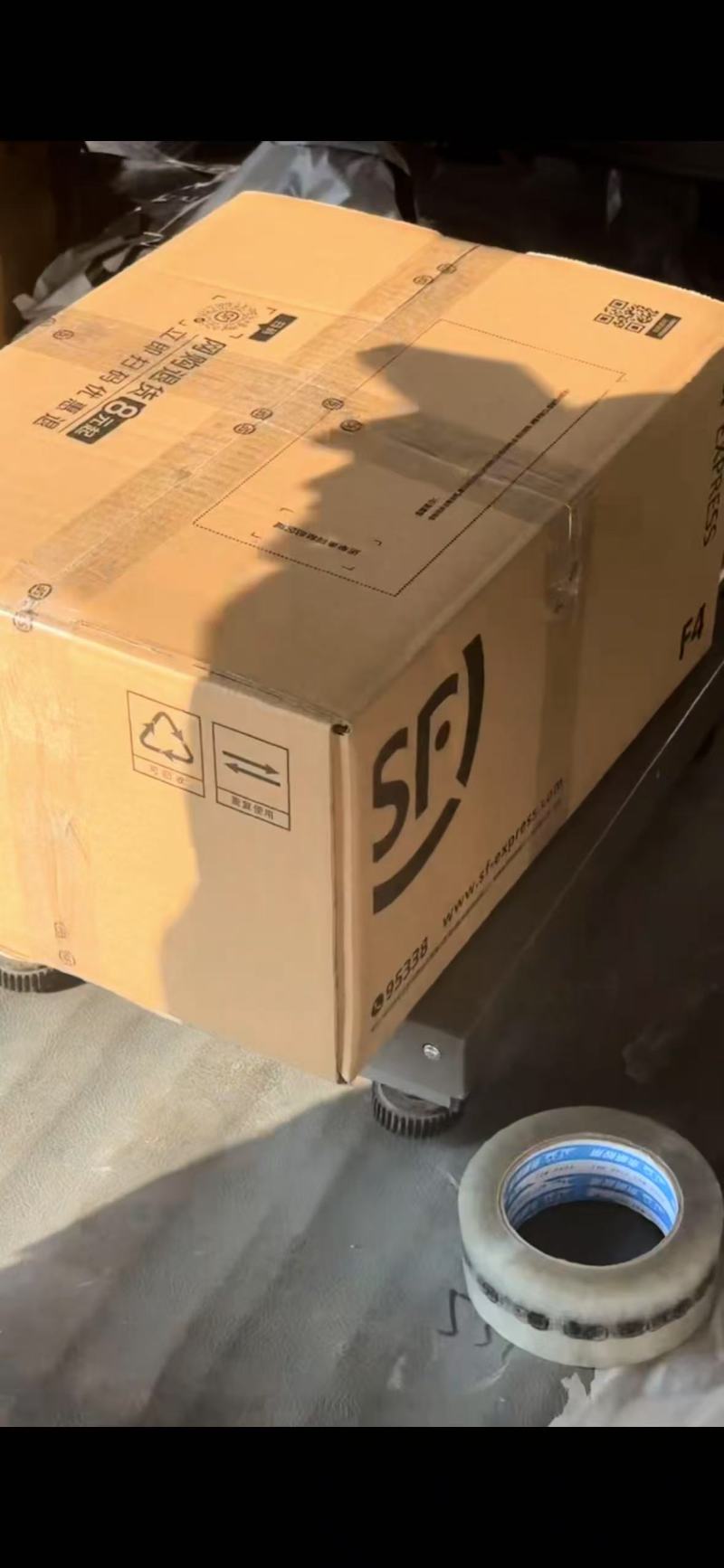 蓝莓绿宝石自家的蓝莓地，可顺丰发货