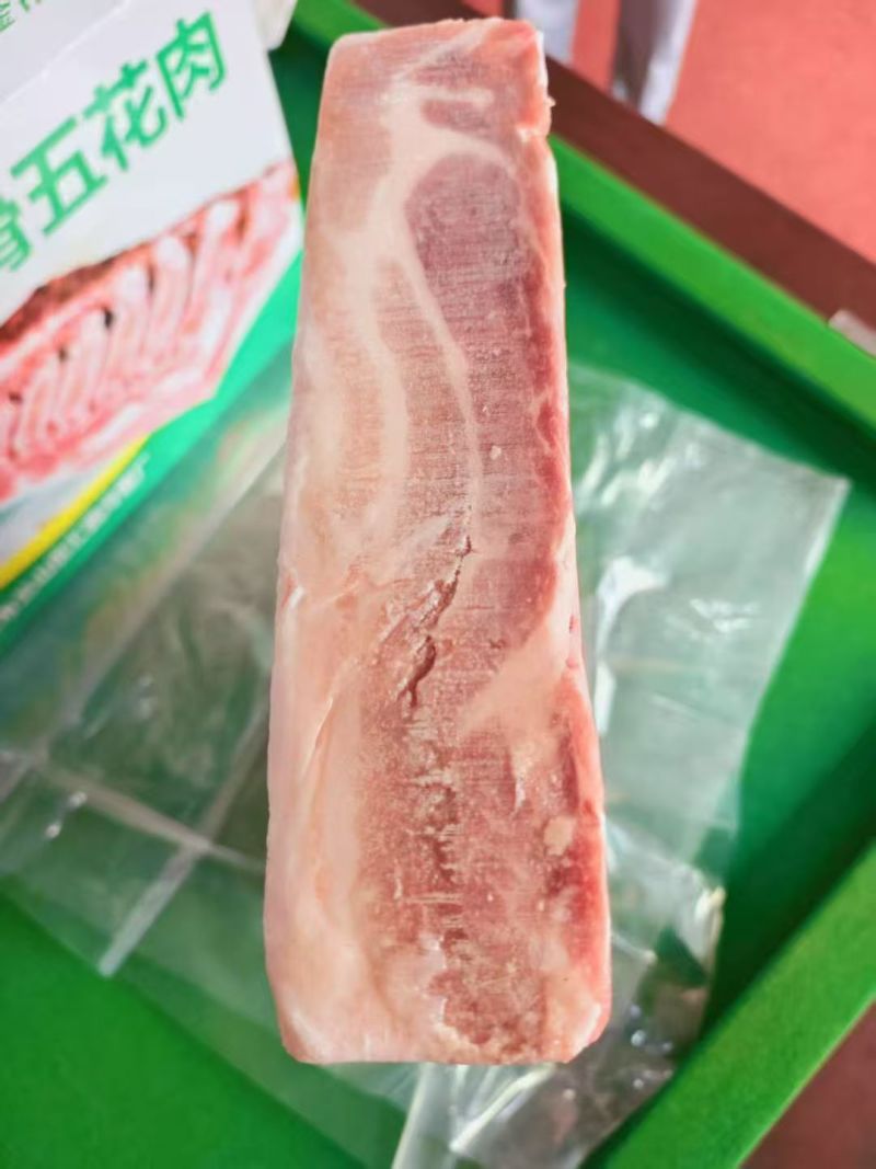 剔骨中方五花肉（去皮去软骨）