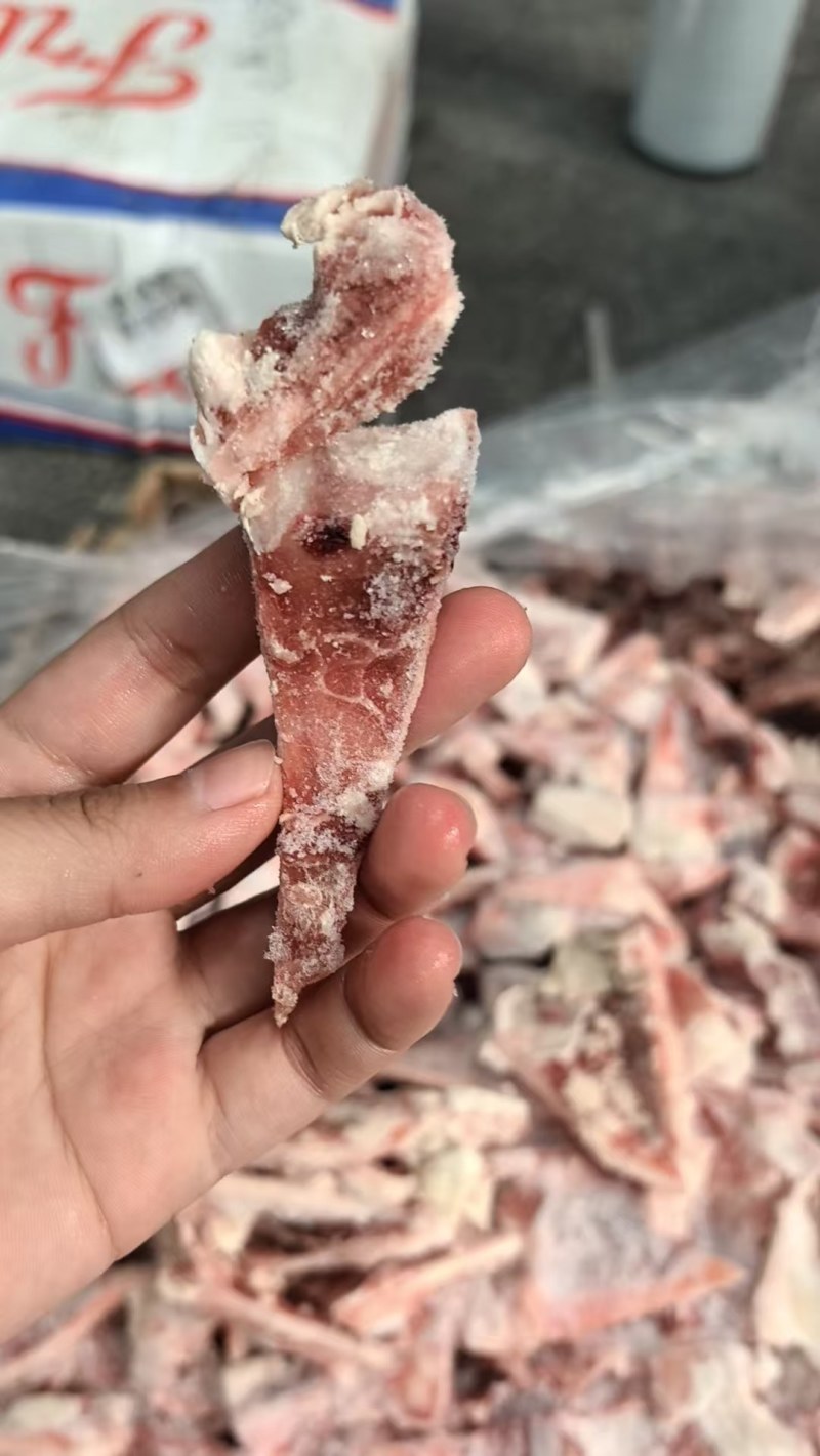 羊月牙骨脆骨多6000吨