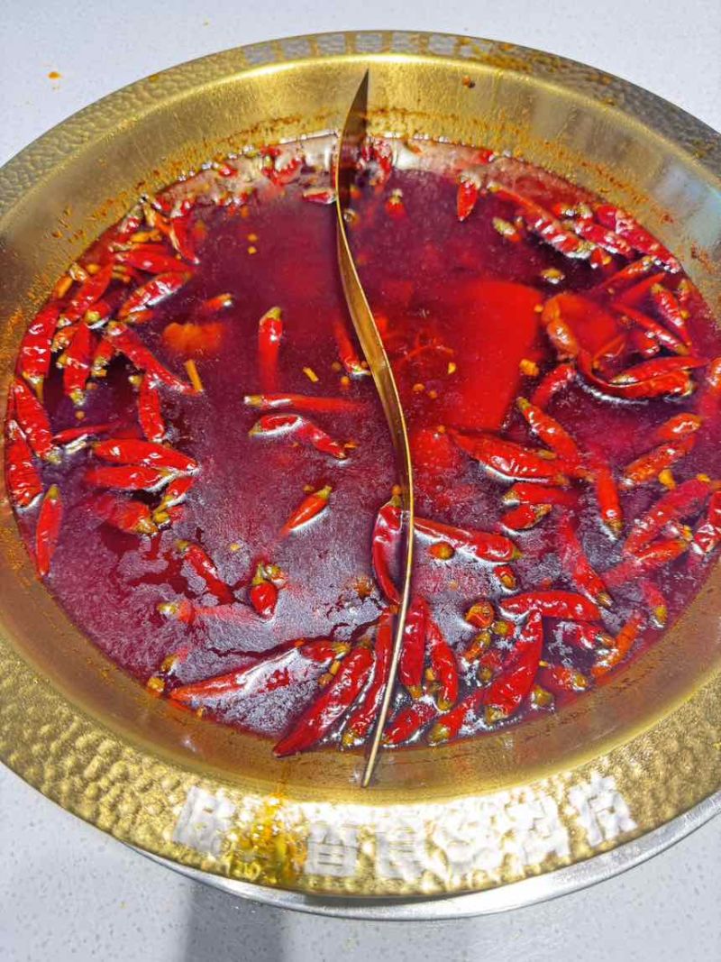 醇香型底料，纯食材纯牛油炒制，专业研发工厂直销