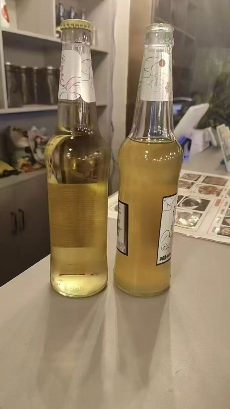 10几块钱荷花精酿啤酒度数：8度，2000件箱规: