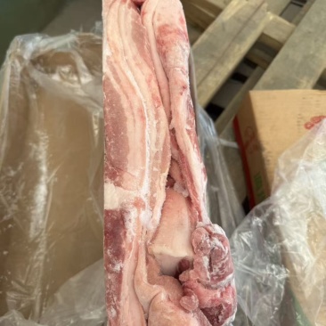 带皮前上肉80吨
