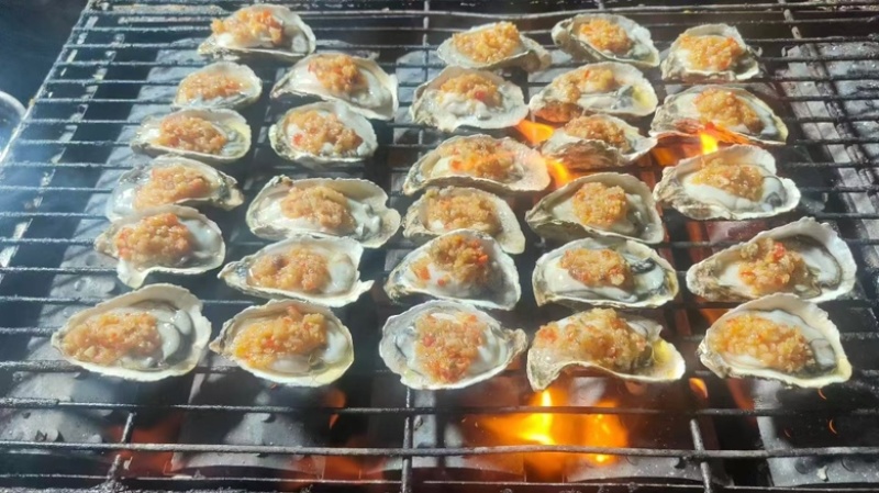 当季广东饶平汫洲生蚝，支持全壳半壳烧烤蚝，生蚝肉批发