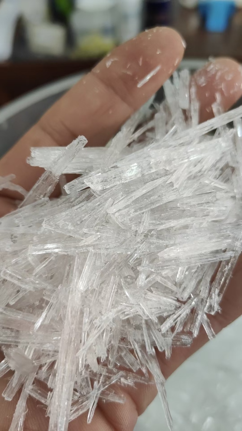 薄荷脑/薄荷冰片大量供应货源充足保质保量欢迎下单