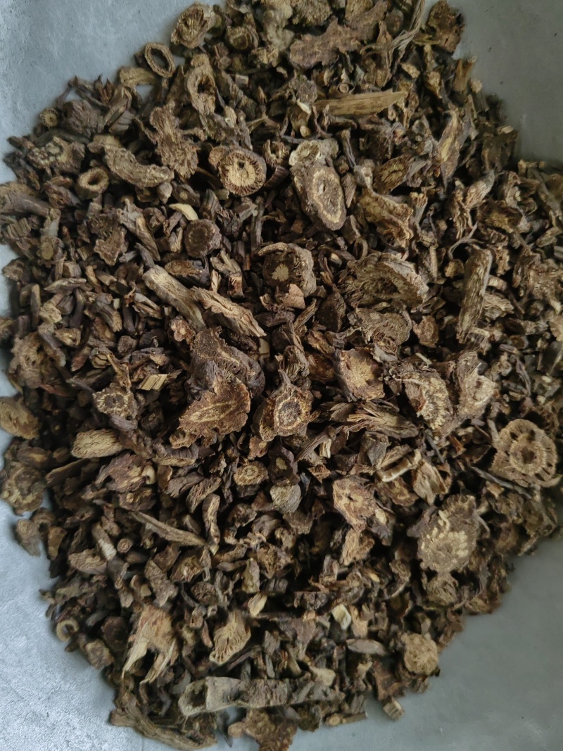 《羌活》气味浓郁道地药材尽在聚源中药