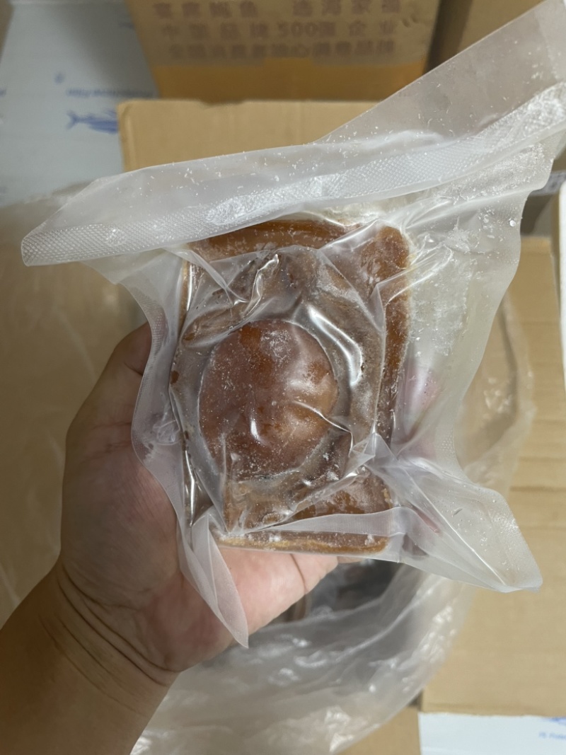 南非溏心即食鲍鱼，干鲍所致，加热即食，溏心鲍鱼
