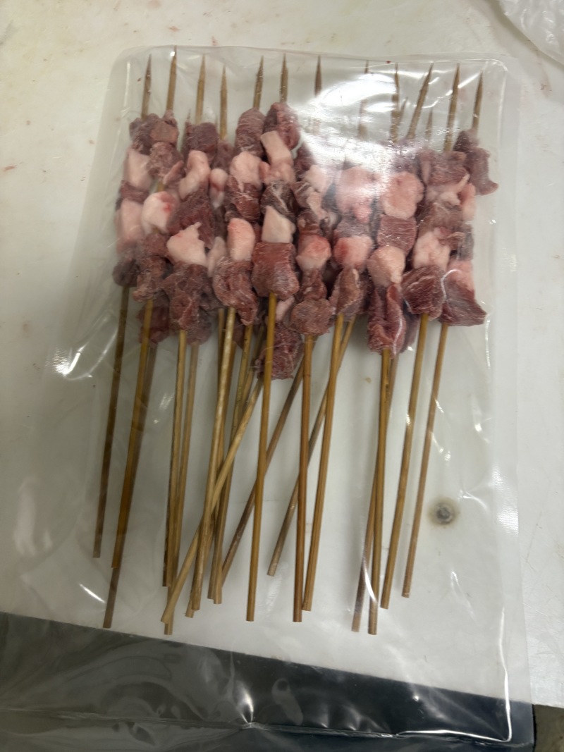 羊肉串纯手工穿串20g/串25g/串都有可定制