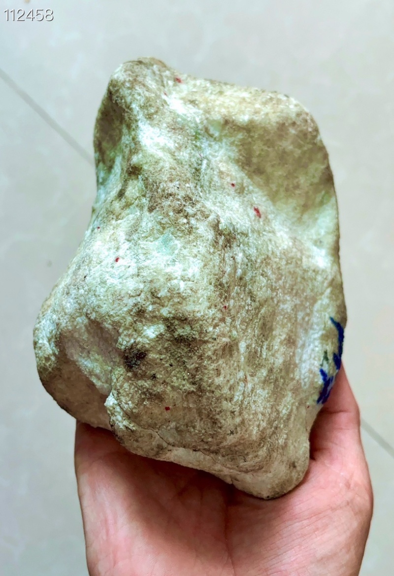 翡翠手镯料