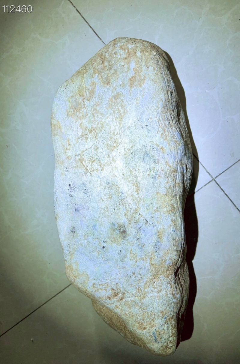 翡翠手镯料