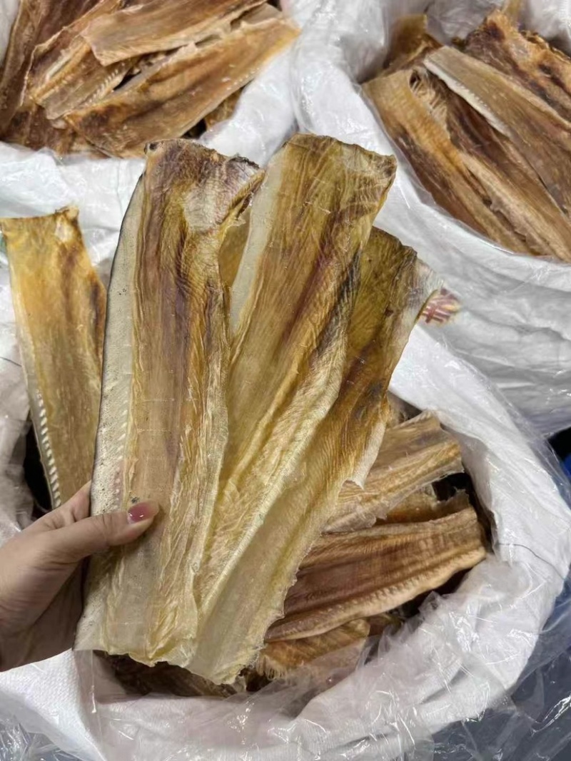 鱼唇干货鱼皮鲨鱼皮富含胶原蛋白煲汤海味干货酒店食材