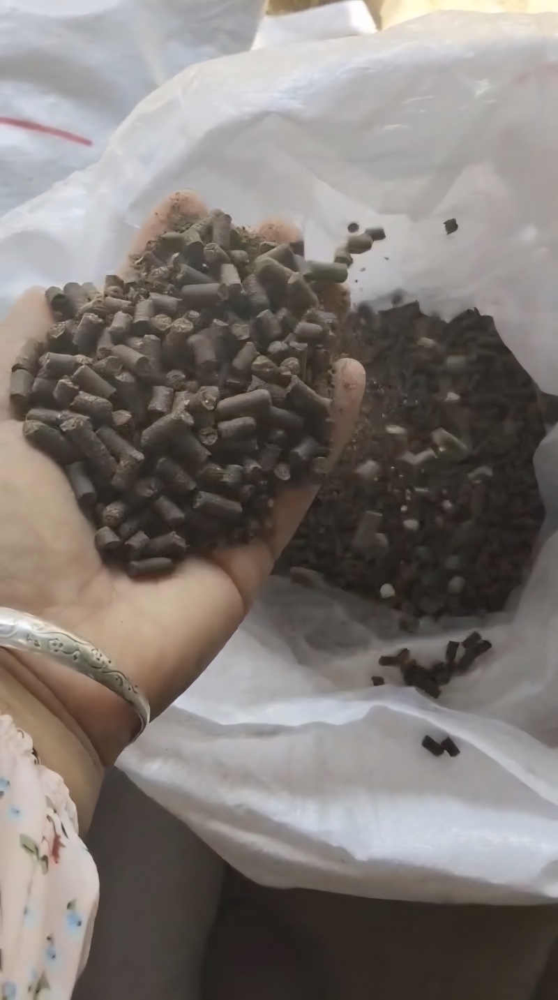 健胃豆，牛羊专用饲料，厂家直售！需要的老板迅速联系！