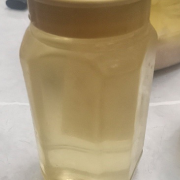 自家摇的正宗洋槐蜜
