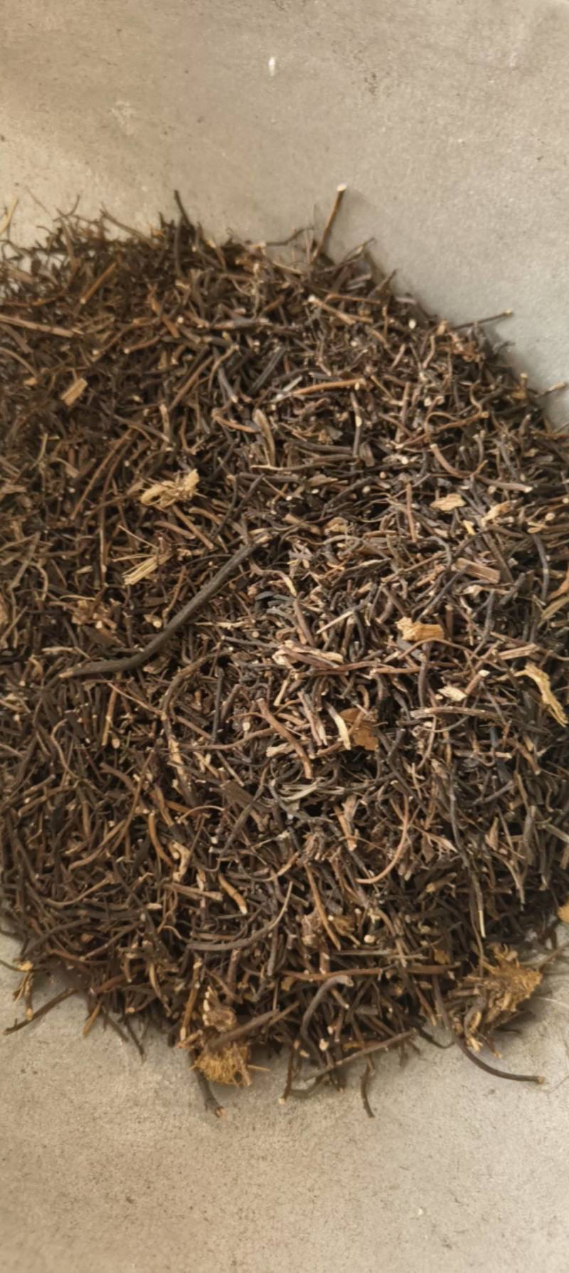 （热销）威灵仙灵仙实物拍摄量多从优产地大货中药材批发零
