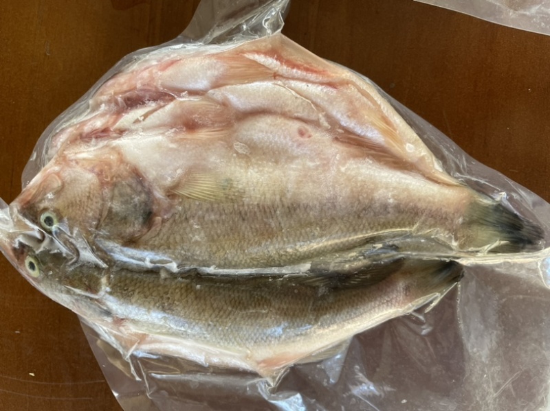 新鲜杀好的小鲈鱼500克一包