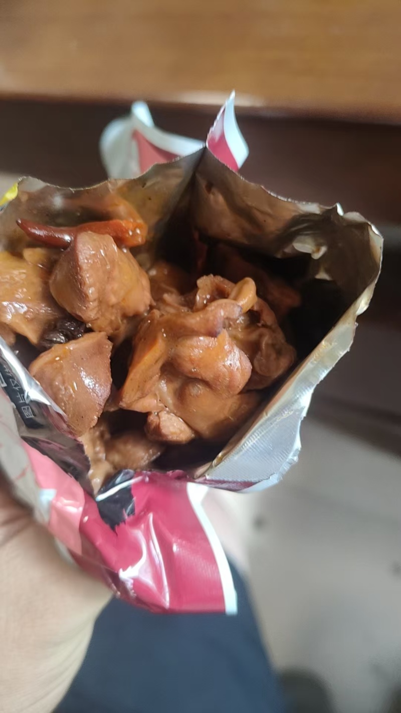 特价麻辣鸡胗鸡肫香辣卤味熟食即食鸡杂下酒菜非鸡胗
