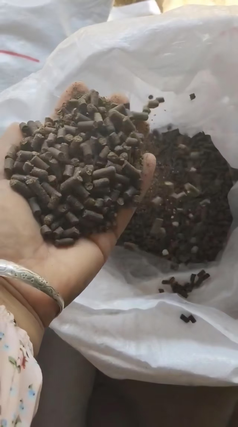 健胃豆功能性饲料，含豆科植物提取物、丝兰提取物、中性洗涤