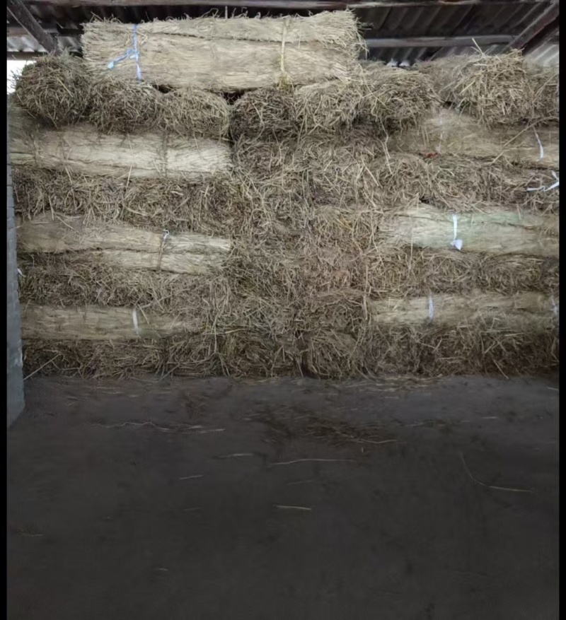 治沙稻草沙漠治理沙漠绿化各种草帘打捆稻草