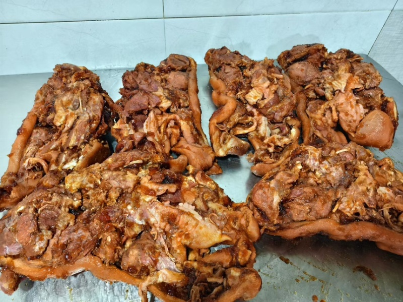 福肉飘香酱肉店！批发酱猪头肉！可真空包装发货