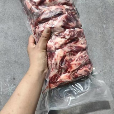 纯干腹肉条，价格实惠。童叟无欺货真价实。厂家直销。