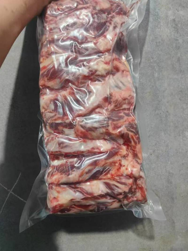 纯干腹肉条，价格实惠。童叟无欺货真价实。厂家直销。