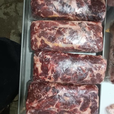 纯干牛碎肉，厂家直销，质量保证。