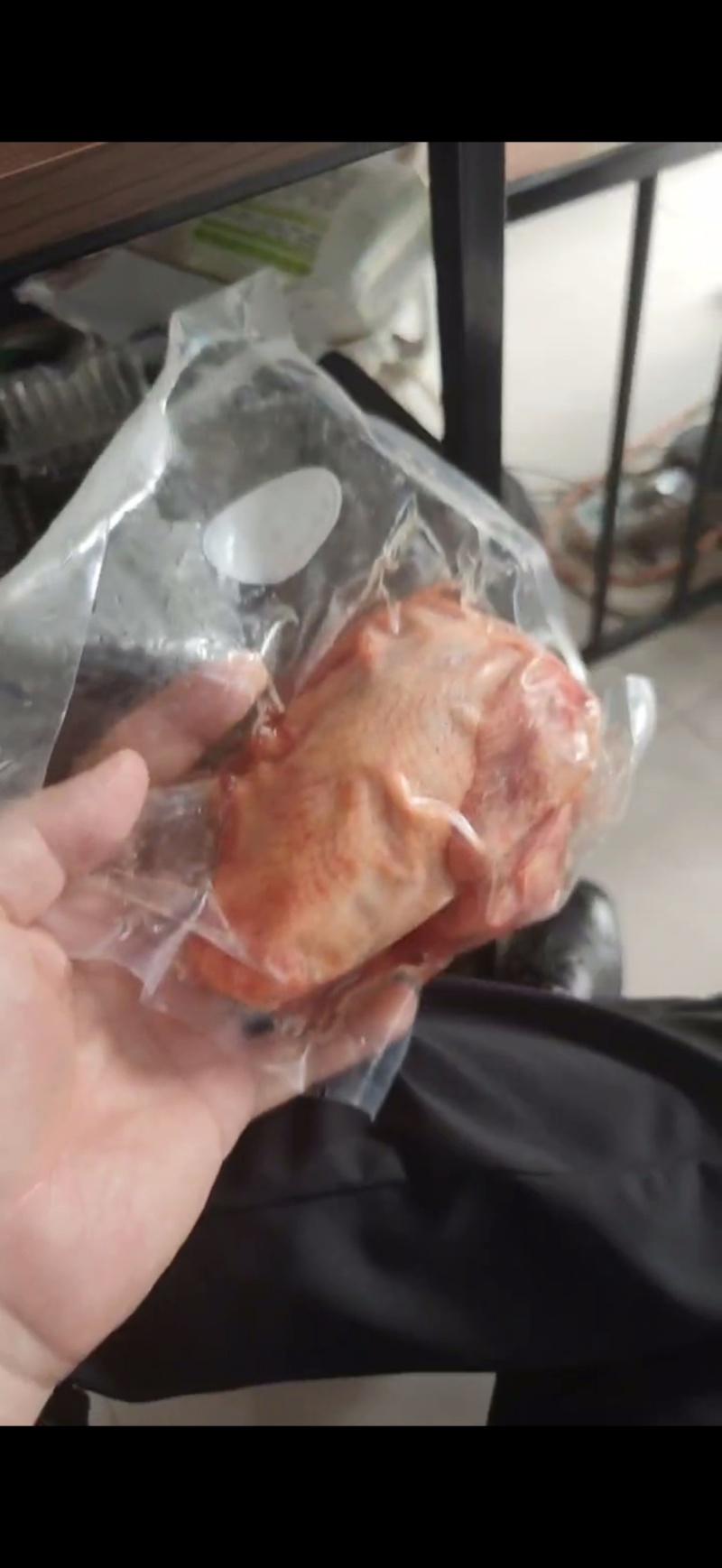 【推荐】乳鸽常年有货养殖场一手货源品质好价格低欢迎电联