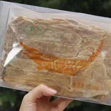新鲜鳄鱼肉干鳄鱼干生晒鳄鱼干茂名特产高品质广东煲汤食材
