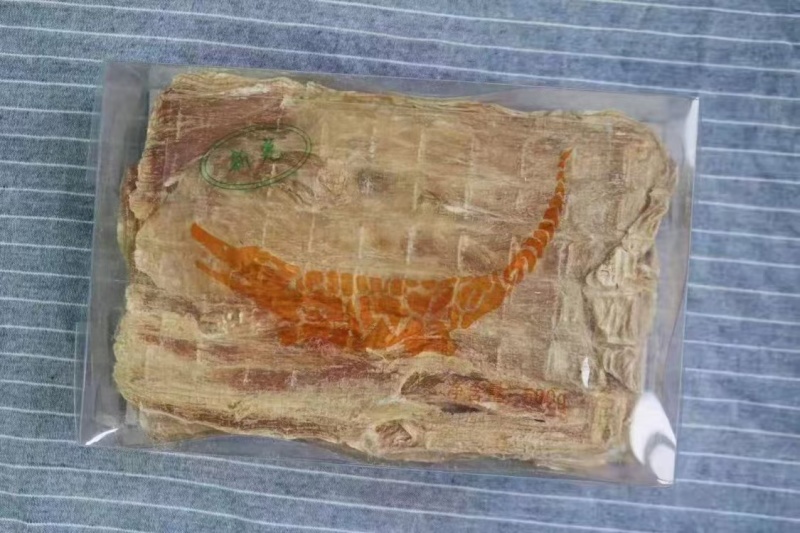 新鲜鳄鱼肉干鳄鱼干生晒鳄鱼干茂名特产高品质广东煲汤食材