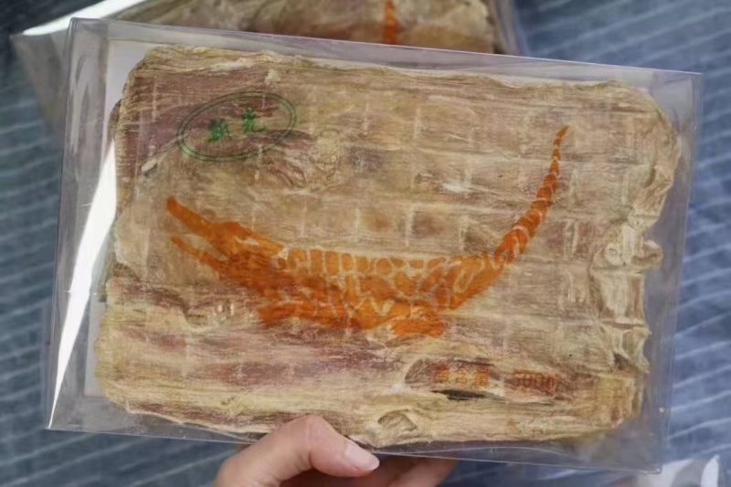 新鲜鳄鱼肉干鳄鱼干生晒鳄鱼干茂名特产高品质广东煲汤食材
