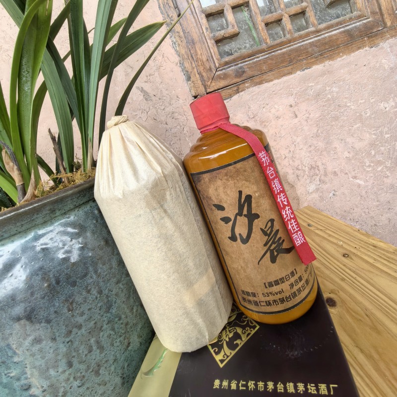 汐晨牌酱香型白酒