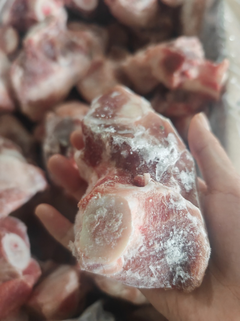 多肉猪棒骨，酱骨自助