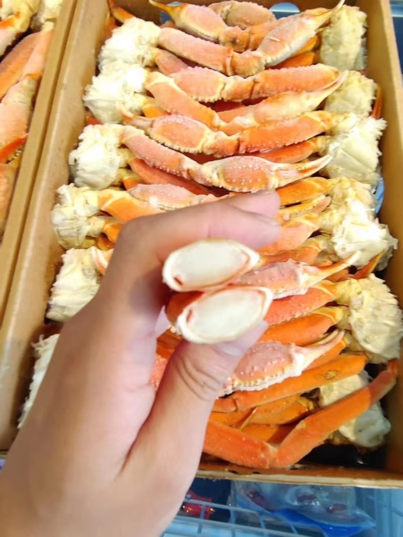 蟹腿，一件10斤，500一件，